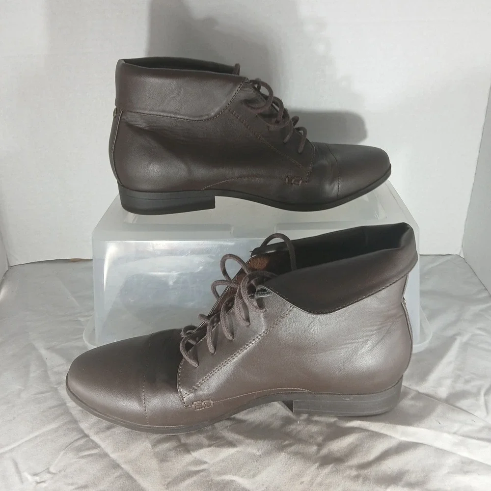 Gloria Vanderbilt Claudette Brown Lace Up Ankle Boots Memory Foam Mens 9M‎